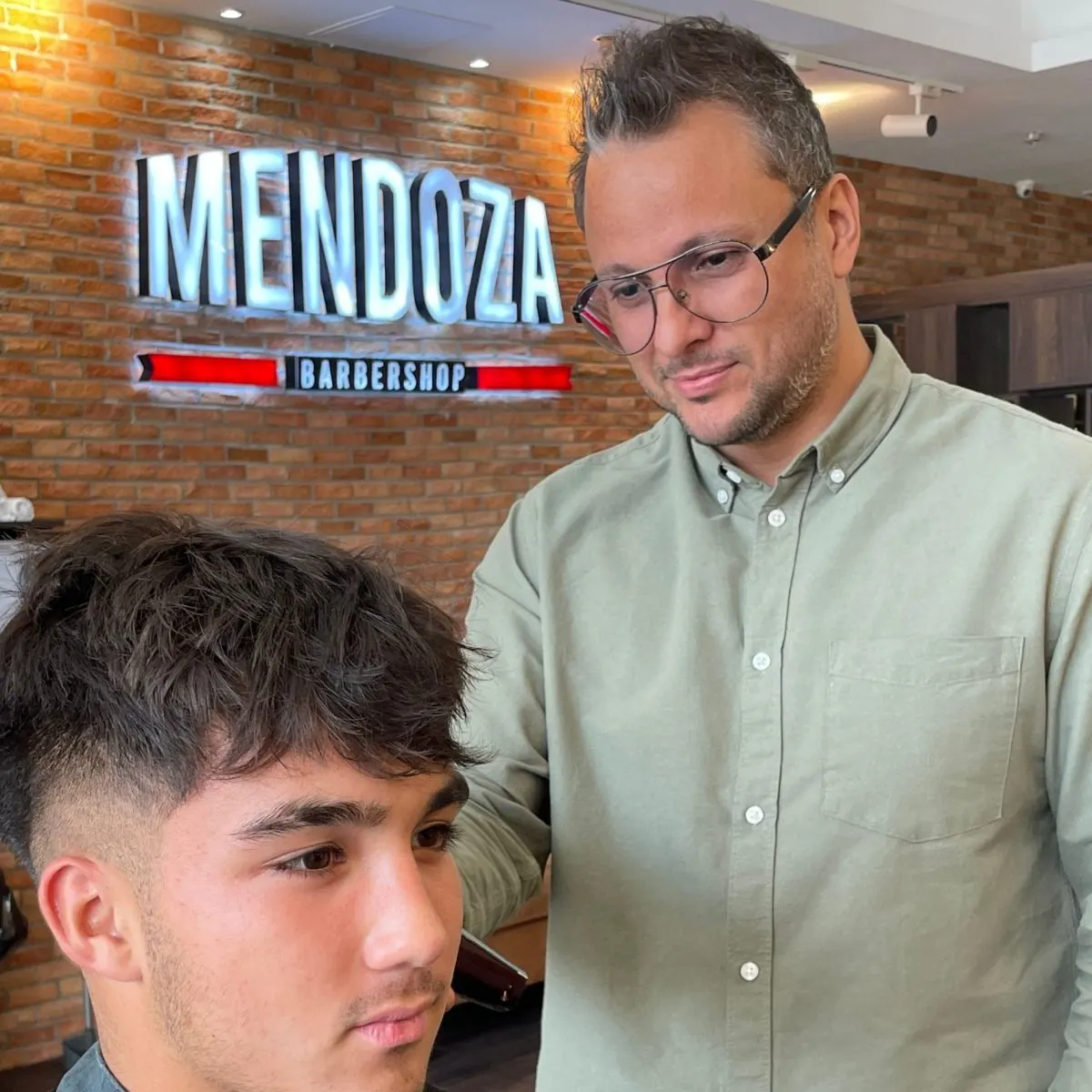 Corte de cabello en Mendoza Barbershop